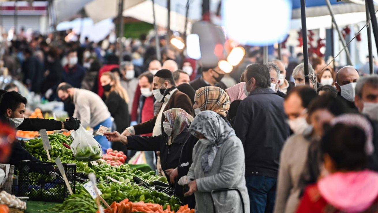 Στο 70% ο επίσημος ετήσιος πληθωρισμός στην Τουρκία, στο 157% ο ανεπίσημος