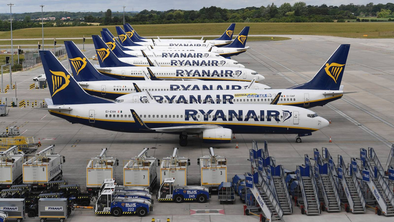 Ryanair: Κέρδη 170 εκατ. ευρώ  σε ένα τρίμηνο