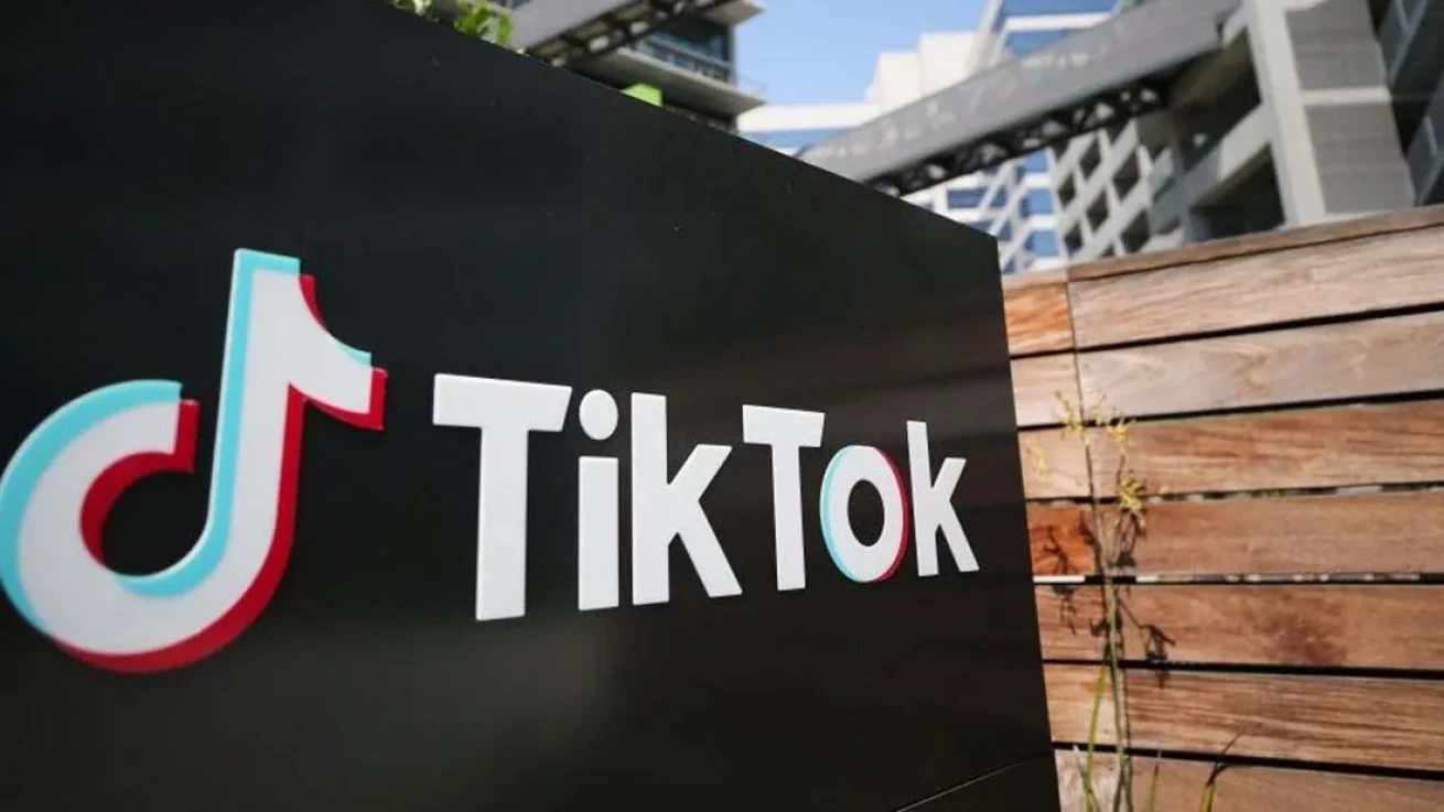 TikTok: Πάνω από  400 εκ. οι χρήστες  18-24 ετών - Γυναίκες στην πλειοψηφία τους