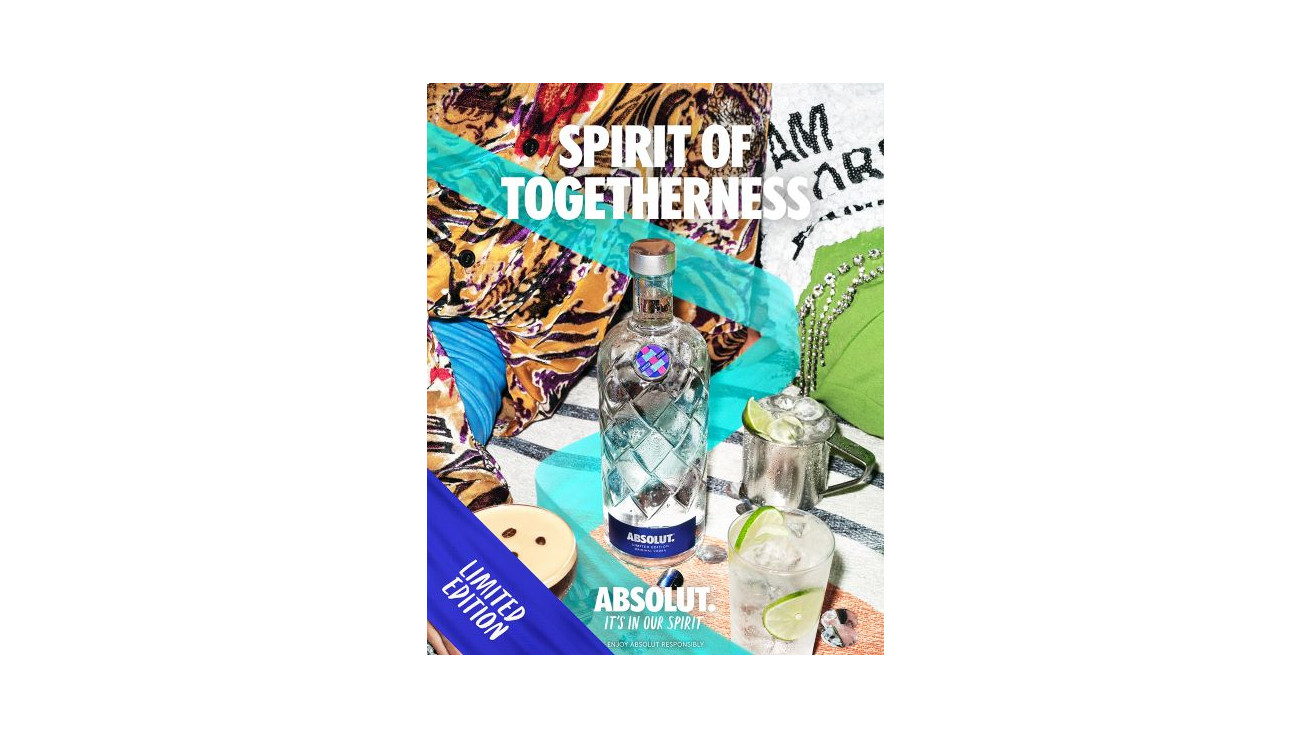 Absolut Vodka: Εμπλουτίζει τη limited edition συλλογή της με το «Spirit of Togetherness»