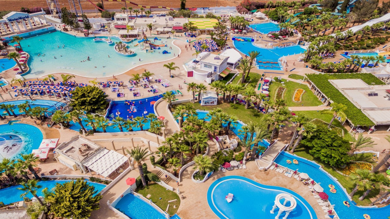 Το WaterWorld WaterPark στην Αγία Νάπα,  άνοιξε και φέτος τις πύλες του!