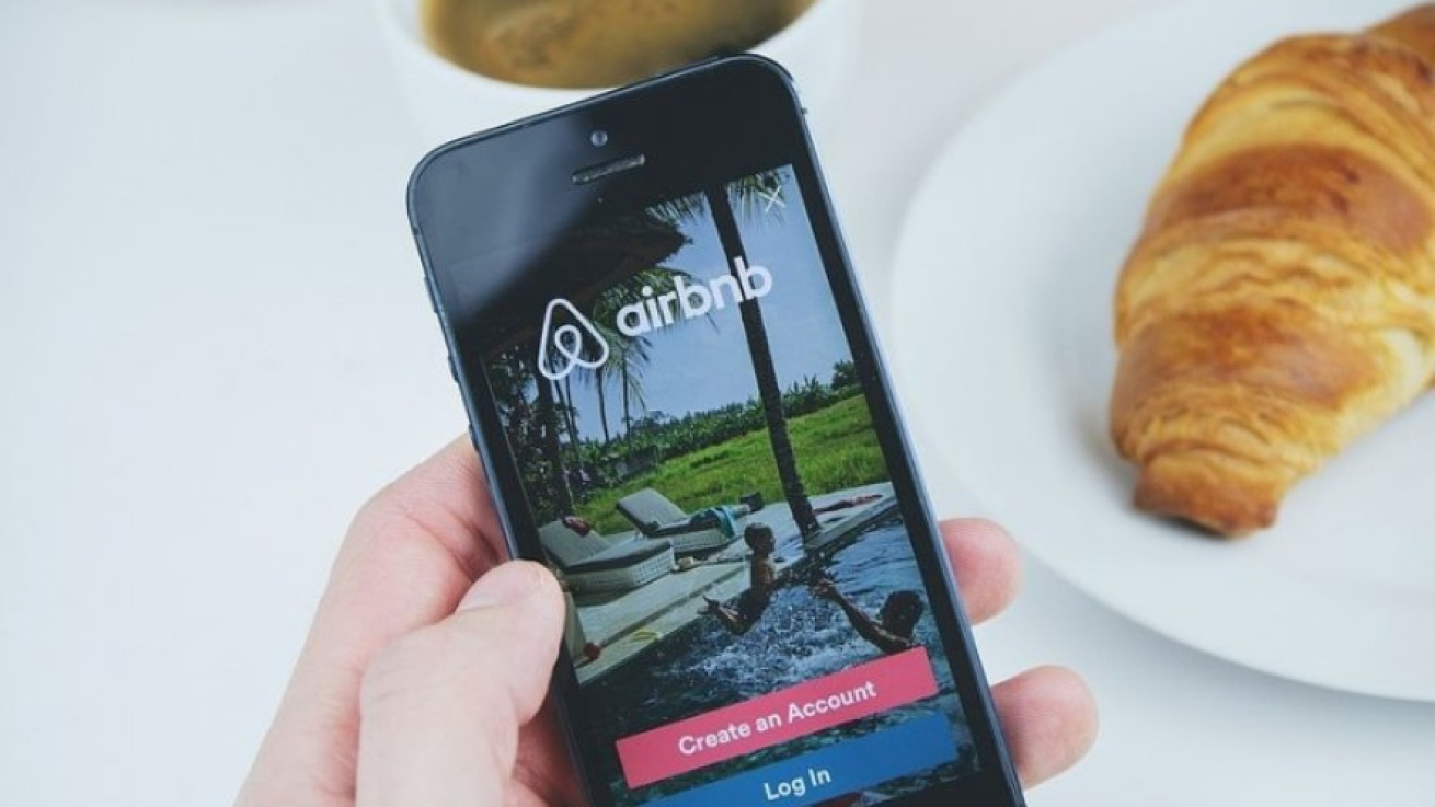 Airbnb: Αυξημένα έσοδα πάνω από τις προσδοκίες