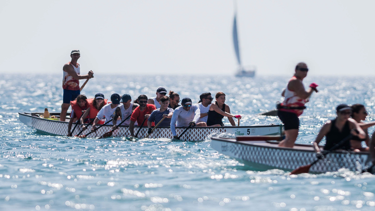 Dragon Boats & Eco-Action: Η SMT Shipping πρωτοπορεί με καθαρισμό παραλίας και Dragon Boats στο πλαίσιο του ΟΠΑΠ Μαραθωνίου Λεμεσού