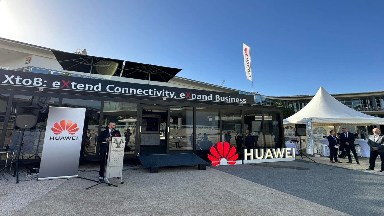 Το διάσημο Huawei X2B Roadshow 2023 έκανε στάση στη Λευκωσία και παρουσίασε τις πιο πρόσφατες τεχνολογικές καινοτομίες