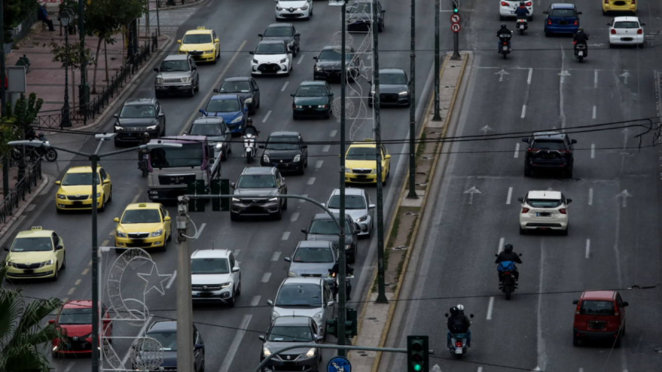 Η κυριαρχία της Κίνας απειλεί με λουκέτο τις αυτοκινητοβιομηχανίες σε Ευρώπη – ΗΠΑ