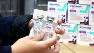 ΕΜΑ: «Πράσινο φως» στα μονοκλωνικά της AstraZeneca