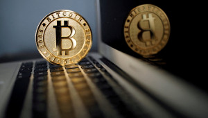 Πρωτοχρονιά με το Bitcoin στα 150.000 δολάρια; Τι τροφοδοτεί το νέο ράλι