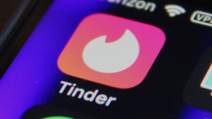 Πώς η εφαρμογή γνωριμιών Tinder έγινε 