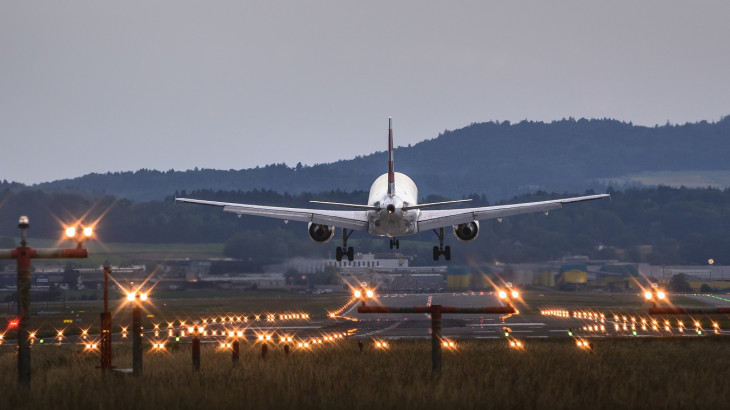 Οι αεροπορικές εταιρείες ενάντια στην κρίση φθηνών πτήσεων