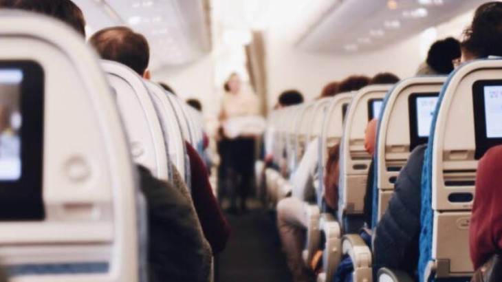 Κομισιόν: Νέος οδηγός για τα δικαιώματα των επιβατών σε αεροπλάνα