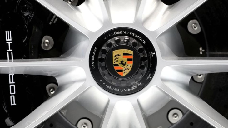 Porsche: Μειώνει τις προσδοκίες για το 2024