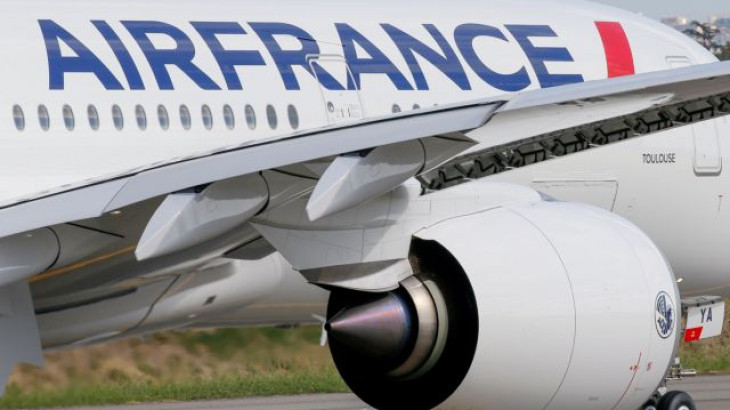 Deal με τον Μασκ για την Air France για δωρεάν ίντερνετ στις πτήσεις